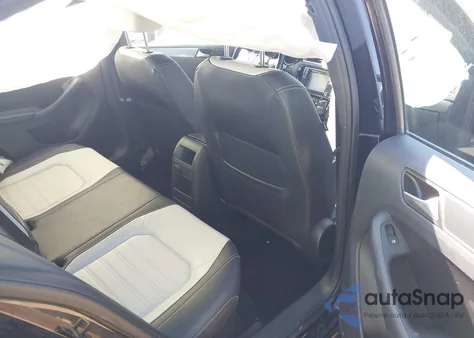 2017 Volkswagen Jetta 1.8T Sport from USA, damaged, VIN 3VWD17AJXHM302738